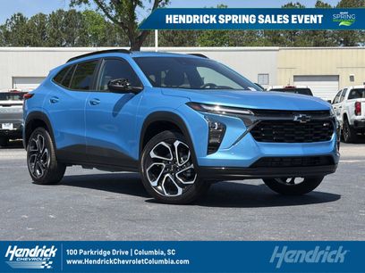 Used 2025 Chevrolet Trax RS w/ Driver Confidence Package