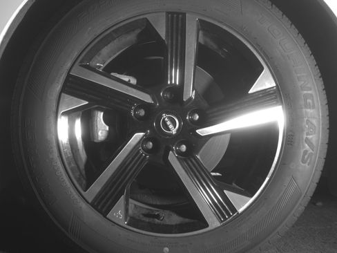 Used 2025 Nissan Sentra SV image 12