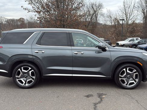 Used 2023 Hyundai Palisade SEL w/ Cargo Package image 2