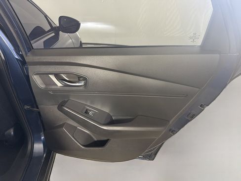 Used 2023 Honda Accord EX image 28