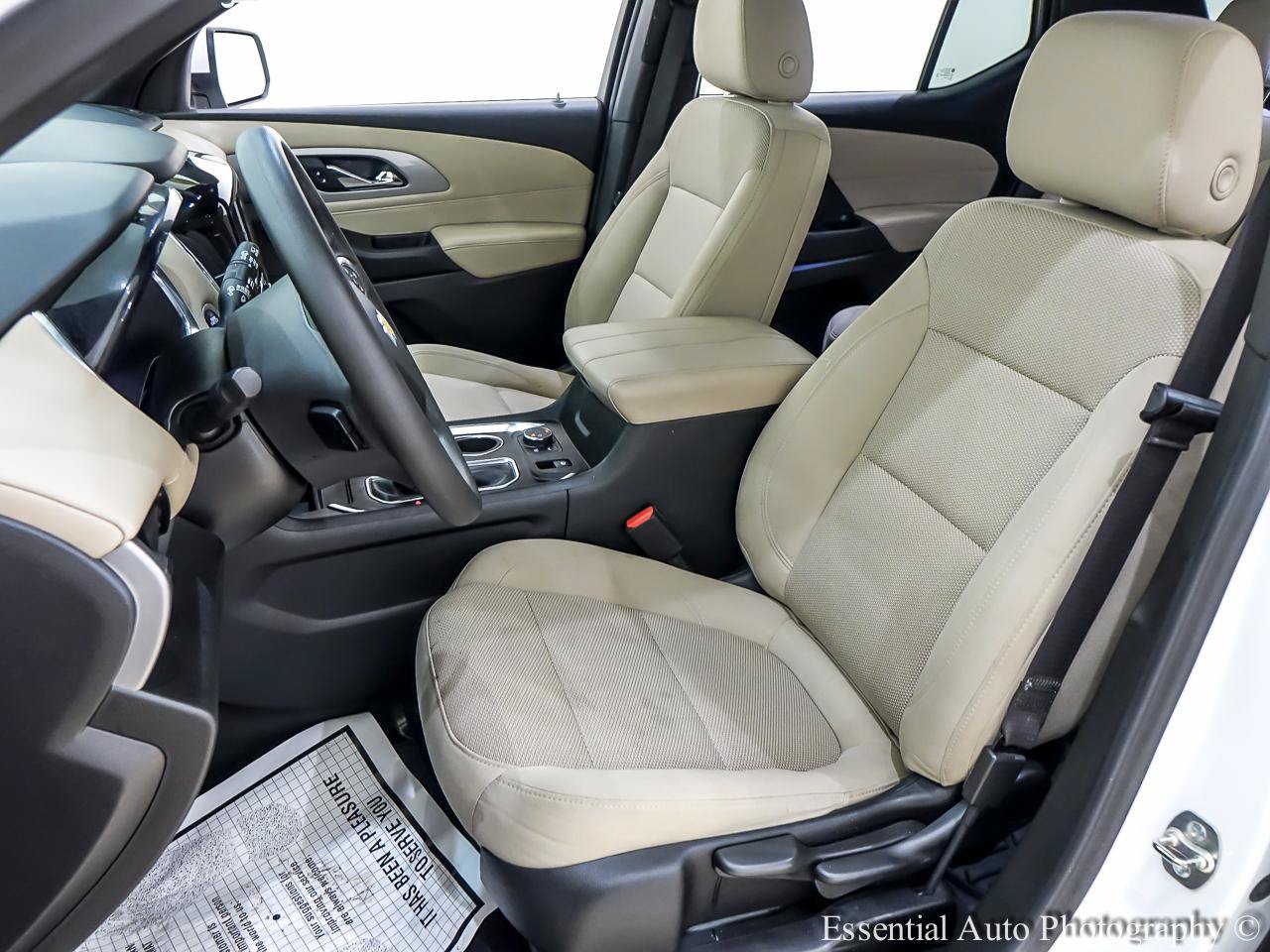 Used 2023 Chevrolet Traverse LS w/ Safety Package AWD/4WD image 13
