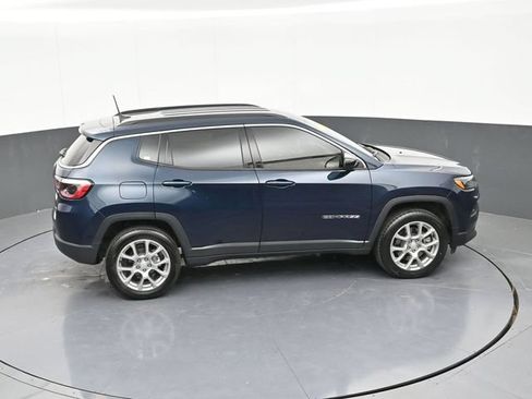 Used 2024 Jeep Compass Latitude AWD/4WD image 60