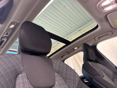 Used 2022 Volvo XC60 T8 Inscription Expression image 17