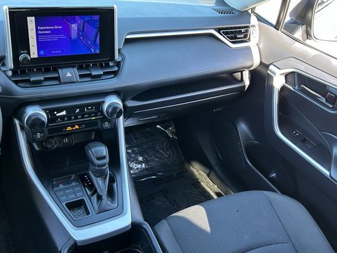 Used 2024 Toyota RAV4 LE image 15