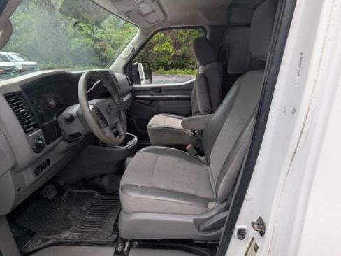 Used 2016 Nissan NV 1500 SV RWD image 17