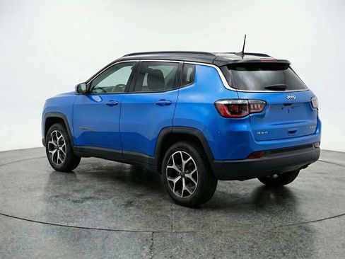 Used 2025 Jeep Compass Limited image 6