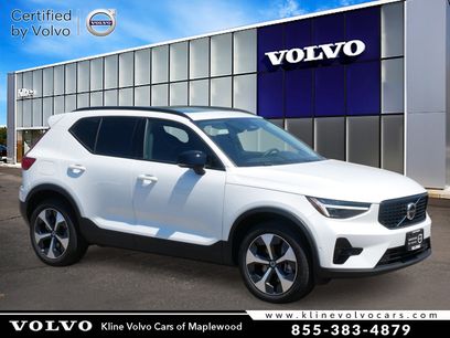 Used 2025 Volvo XC40 B5 Plus
