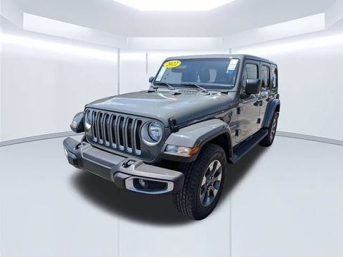 Used 2022 Jeep Wrangler Unlimited Sahara w/ Cold Weather Group AWD/4WD image 9