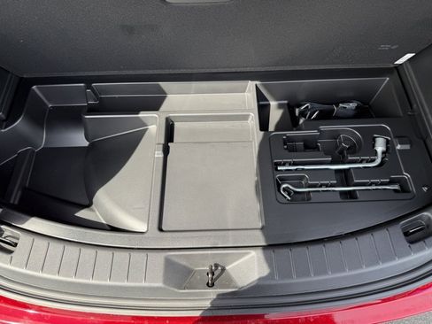 Used 2025 MAZDA CX-90 3.3 Turbo w/ Preferred Package image 18