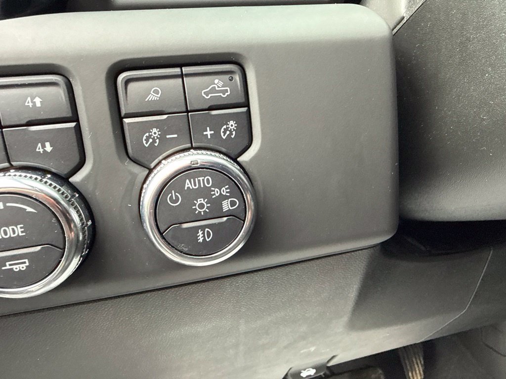 Used 2024 GMC Sierra 1500 AT4 w/ AT4 Preferred Package AWD/4WD image 25