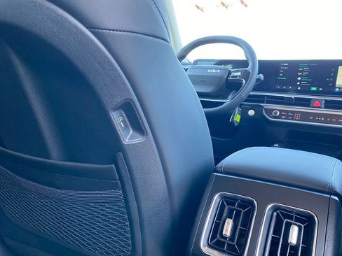 New 2026 Kia Sorento EX FWD image 26
