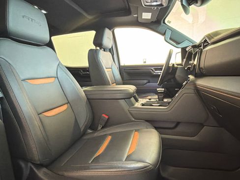 Used 2024 GMC Sierra 1500 AT4 w/ AT4 Preferred Package image 28