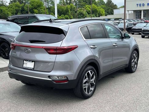Used 2022 Kia Sportage EX FWD image 27