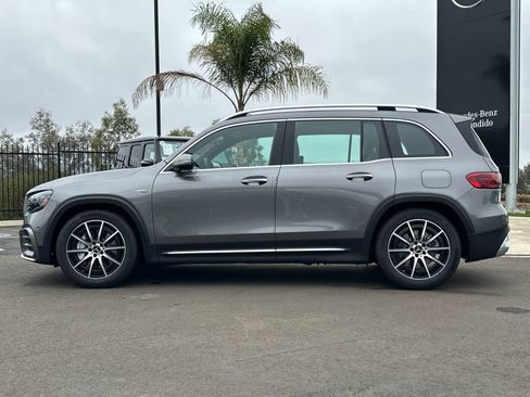 New 2025 Mercedes-Benz GLB 35 AMG 4MATIC image 6