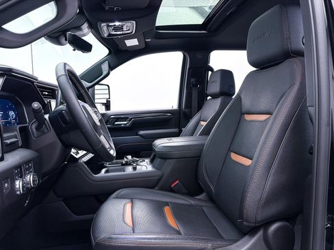 Used 2024 GMC Sierra 2500 AT4 w/ AT4 Premium Plus Package image 23