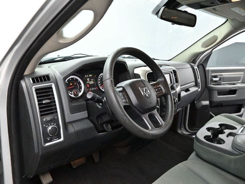Used 2015 RAM 1500 Classic SLT AWD/4WD image 12