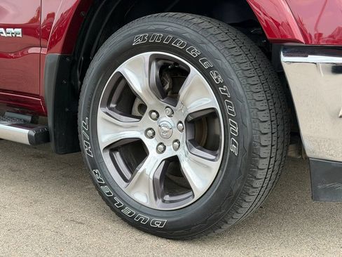Used 2019 RAM 1500 Laramie AWD/4WD image 26
