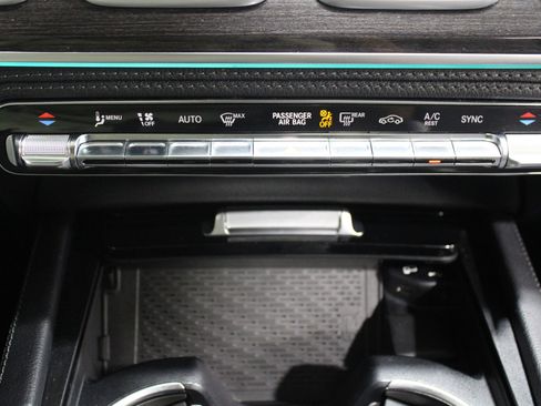Used 2020 Mercedes-Benz GLS 450 4MATIC w/ Convenience Package image 18