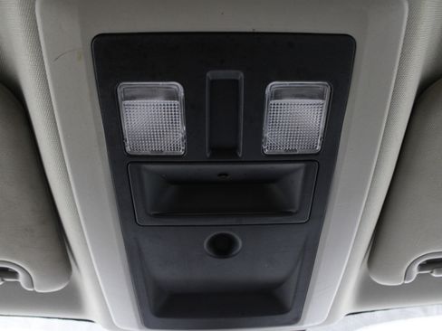 Used 2017 RAM 2500 Tradesman w/ Chrome Appearance Group image 22