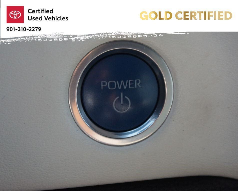 Used 2023 Toyota Sequoia Capstone AWD/4WD image 9