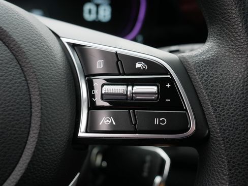 Used 2024 Kia Seltos LX image 29