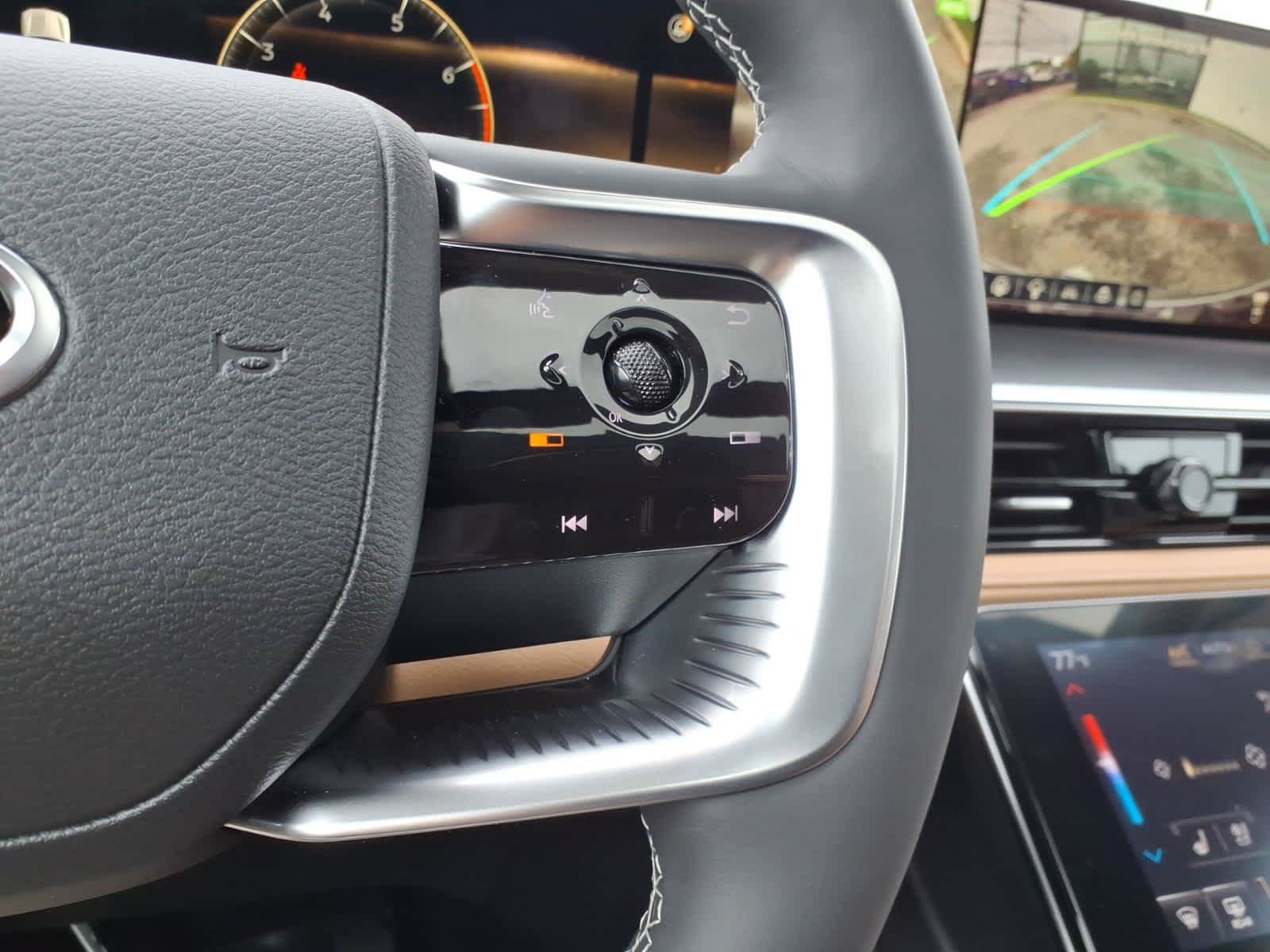 Certified 2027 INFINITI QX80 Luxe AWD/4WD image 24