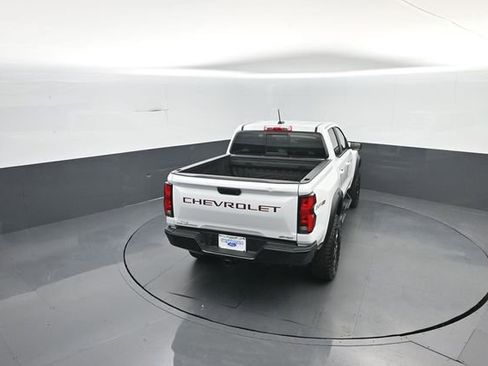 Used 2024 Chevrolet Colorado ZR2 w/ Safety Package AWD/4WD image 28