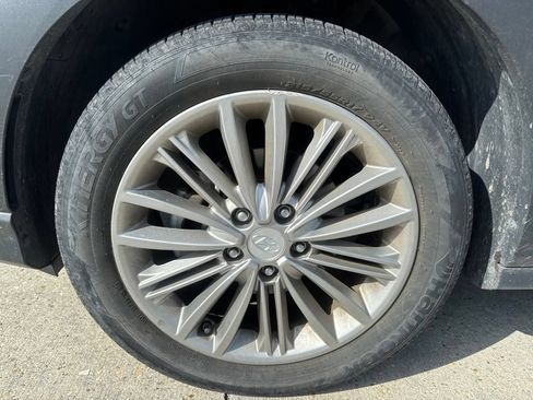 Used 2019 Hyundai Kona SEL FWD image 11