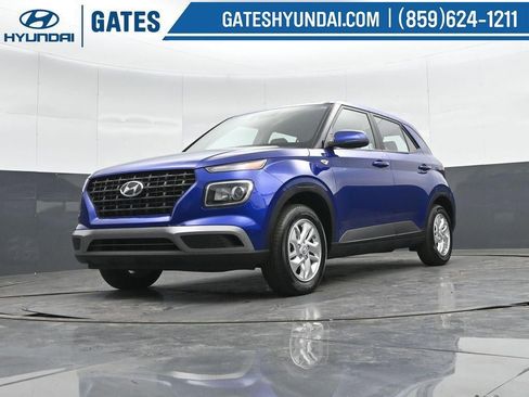 New 2025 Hyundai Venue SE FWD image 36