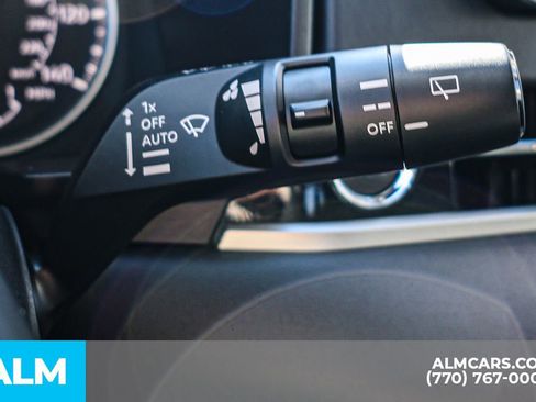 Used 2024 Mitsubishi Outlander SE image 36