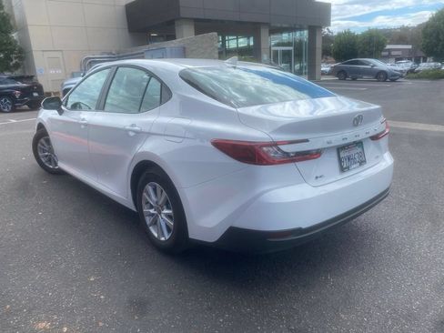 Used 2026 Toyota Camry LE FWD image 4