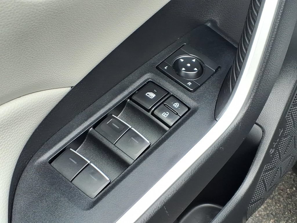 Used 2024 Toyota RAV4 XLE w/ Convenience Package AWD/4WD image 21