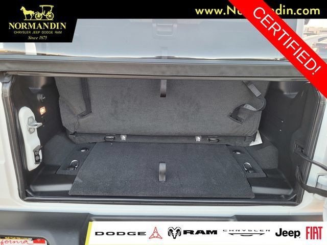 Certified 2025 Jeep Wrangler Sport AWD/4WD image 19