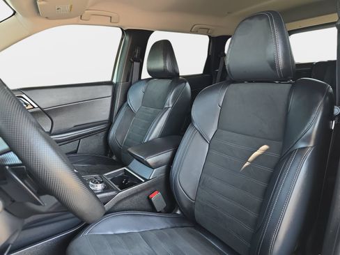 Used 2025 Mitsubishi Outlander SE AWD/4WD image 17