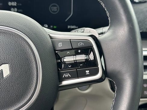 Used 2025 Kia Sorento SX Prestige AWD/4WD image 9