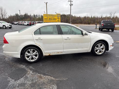 Used 2012 Ford Fusion SE image 4