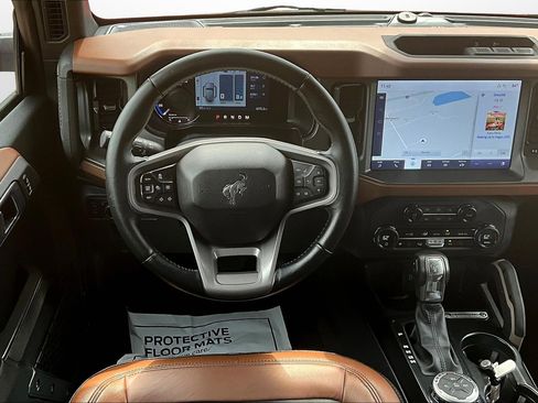 Used 2024 Ford Bronco Outer Banks image 5
