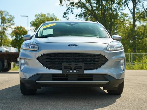 Used 2022 Ford Escape Titanium image 3