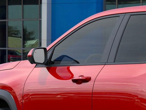 New 2026 Chevrolet Equinox LT w/ Convenience Package II image 12