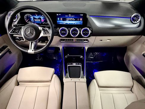 Certified 2026 Mercedes-Benz GLA 250 image 38