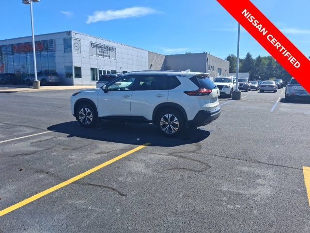 Certified 2023 Nissan Rogue SV w/ SV Premium B Package AWD/4WD image 9
