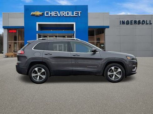 Used 2019 Jeep Cherokee Limited image 28