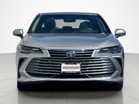Used 2020 Toyota Avalon Limited w/ Advanced Safety Package FWD image 8