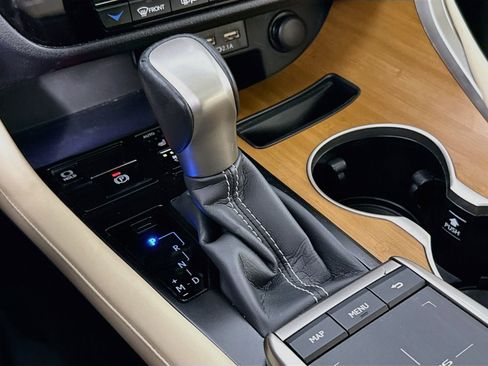 Certified 2021 Lexus RX 350 AWD w/ Premium Package image 19