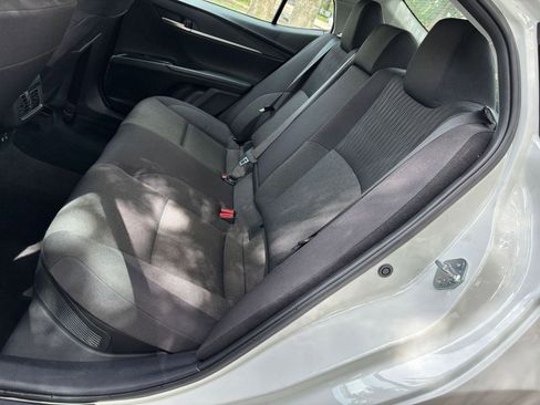 Used 2025 Toyota Camry LE FWD image 37