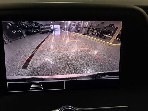 Used 2022 Chevrolet Camaro LT RWD image 11