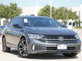 Used 2024 Volkswagen Jetta Sport image 2