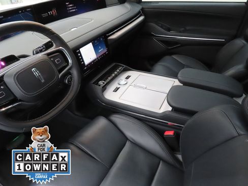 Used 2025 Lincoln Navigator L Reserve w/ Jet Appearance Package image 21