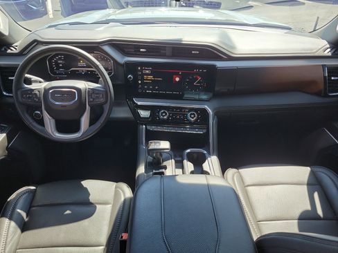 Used 2024 GMC Sierra 1500 Denali w/ Denali Reserve Package AWD/4WD image 9