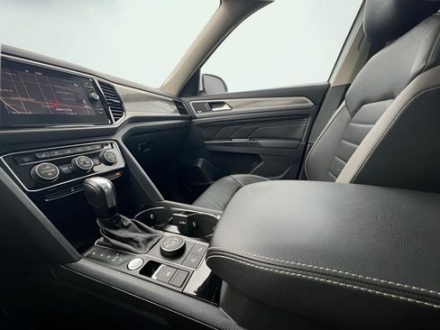 Used 2021 Volkswagen Atlas SEL Premium image 67